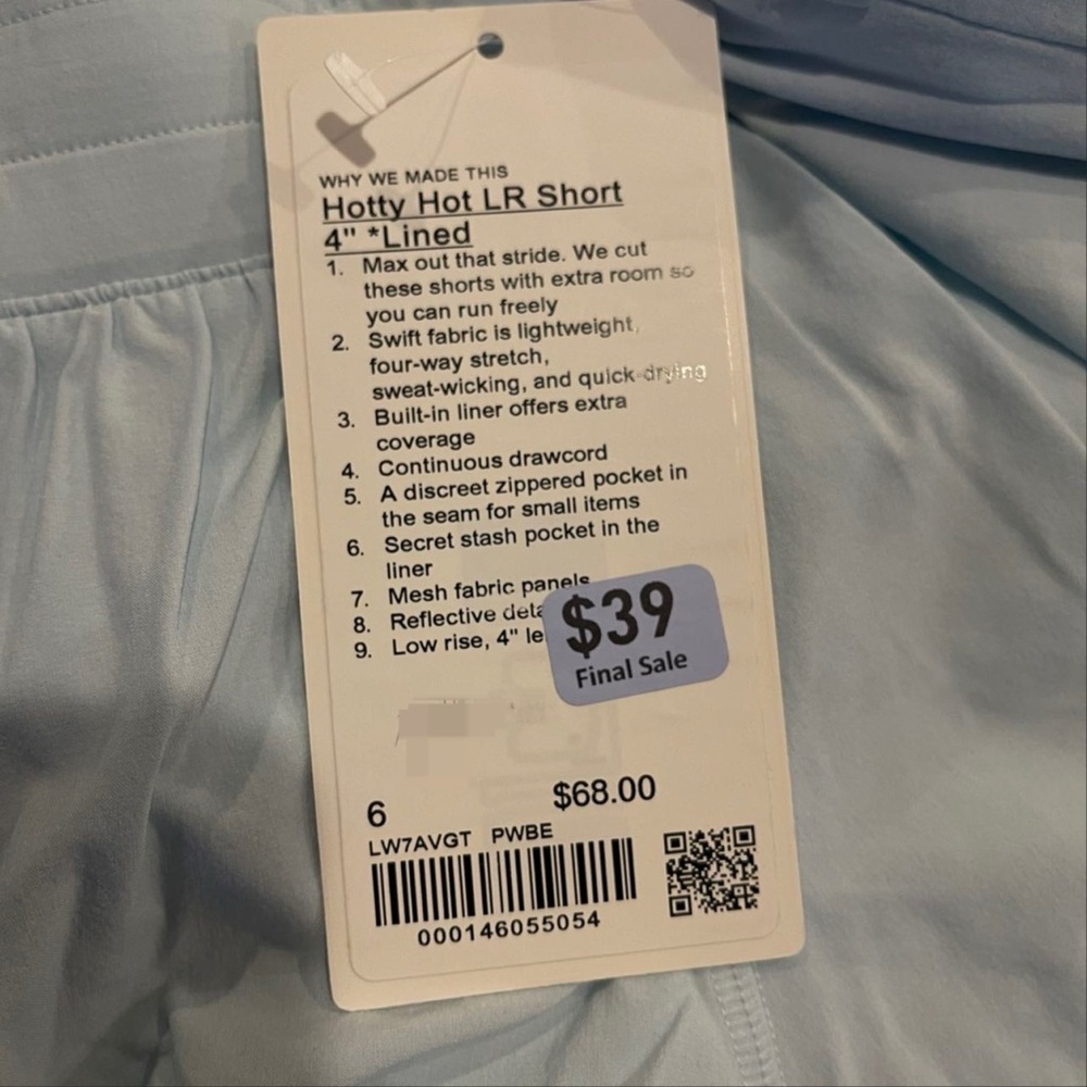NWT Lululemon Hotty Hot LR Short 4” Lined Size 6 in Powder Blue